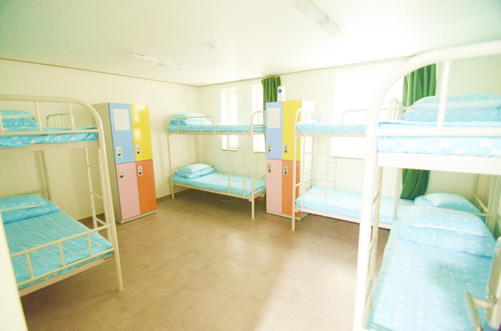 Kimchee Downtown Guesthouse Сеул Номер фото