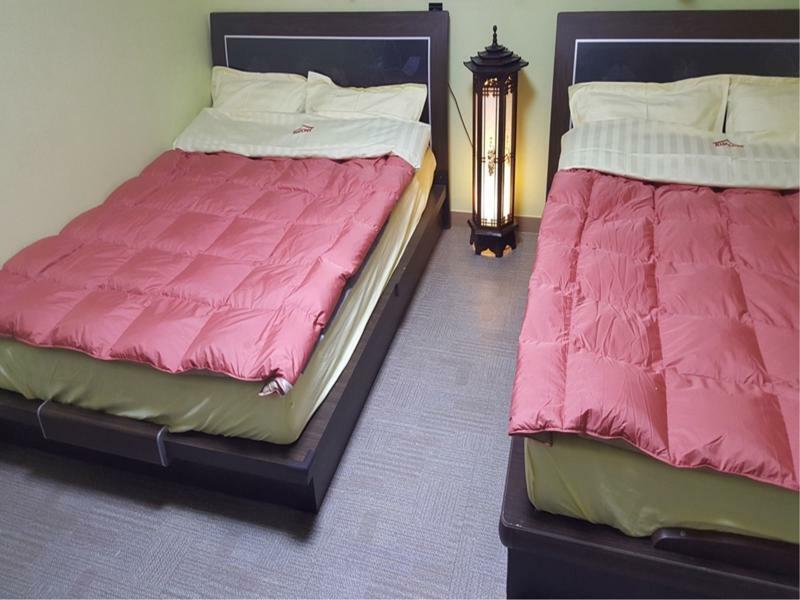 Kimchee Downtown Guesthouse Сеул Экстерьер фото