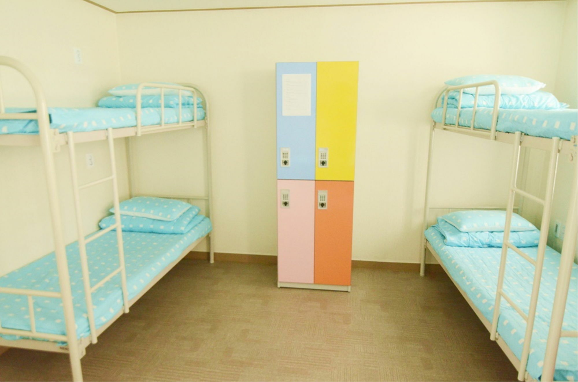 Kimchee Downtown Guesthouse Сеул Экстерьер фото