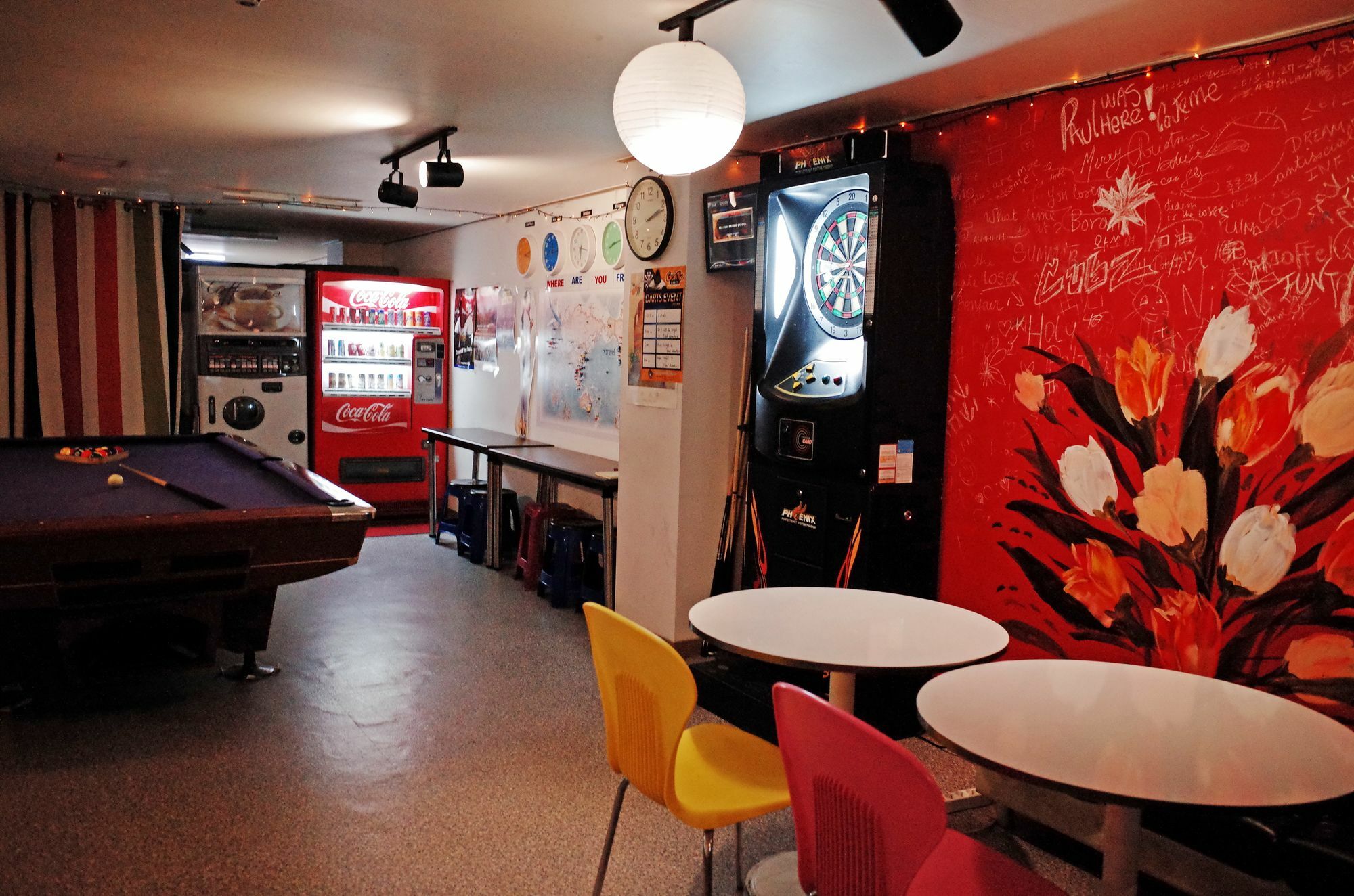 Kimchee Downtown Guesthouse Сеул Экстерьер фото
